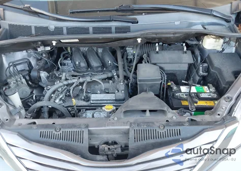 2015 Toyota Sienna Le 8 Passenger from USA, damaged, VIN 5TDKK3DC8FS643145